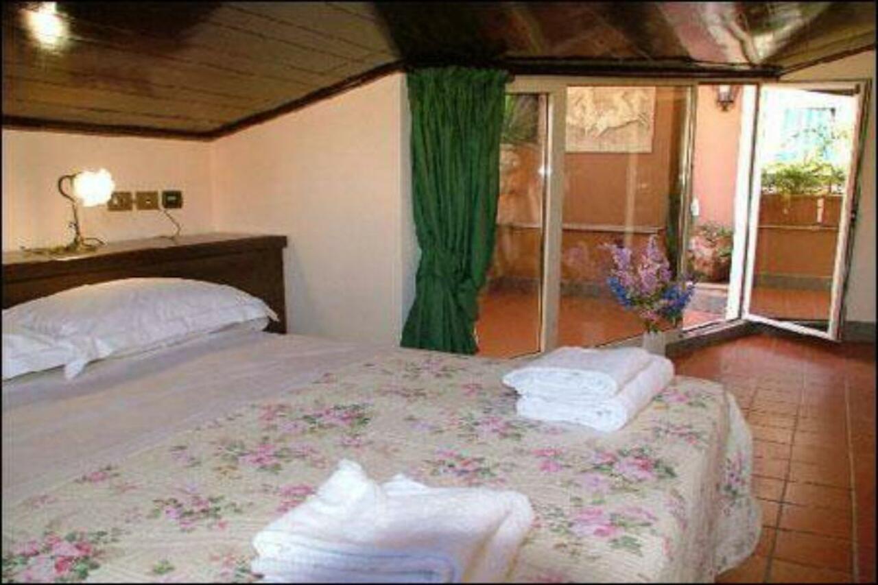 Hotel OKAPI Rom Exterior foto